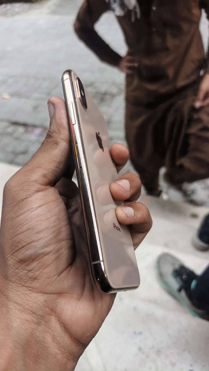 Apple iPhone XS 2