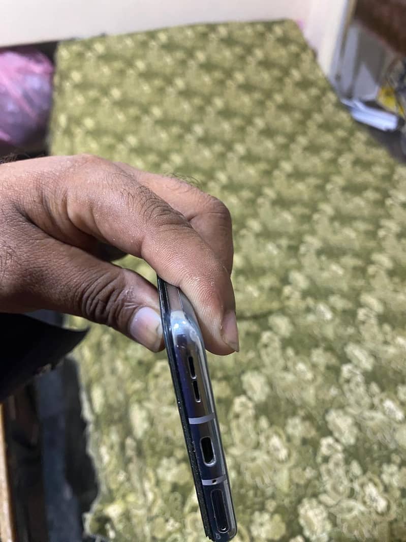 One Plus 8T 6