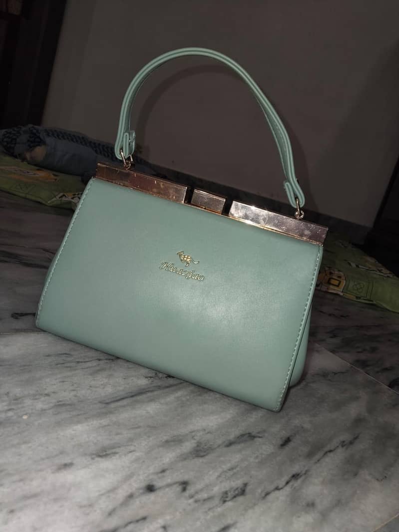 handbag 0