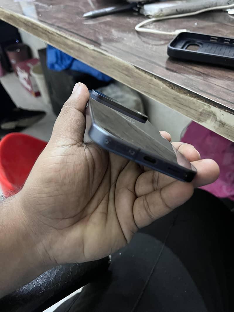 Pixel 9 Fresh Condition 2