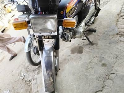 YAMAHA EXCELLENCE Yb100