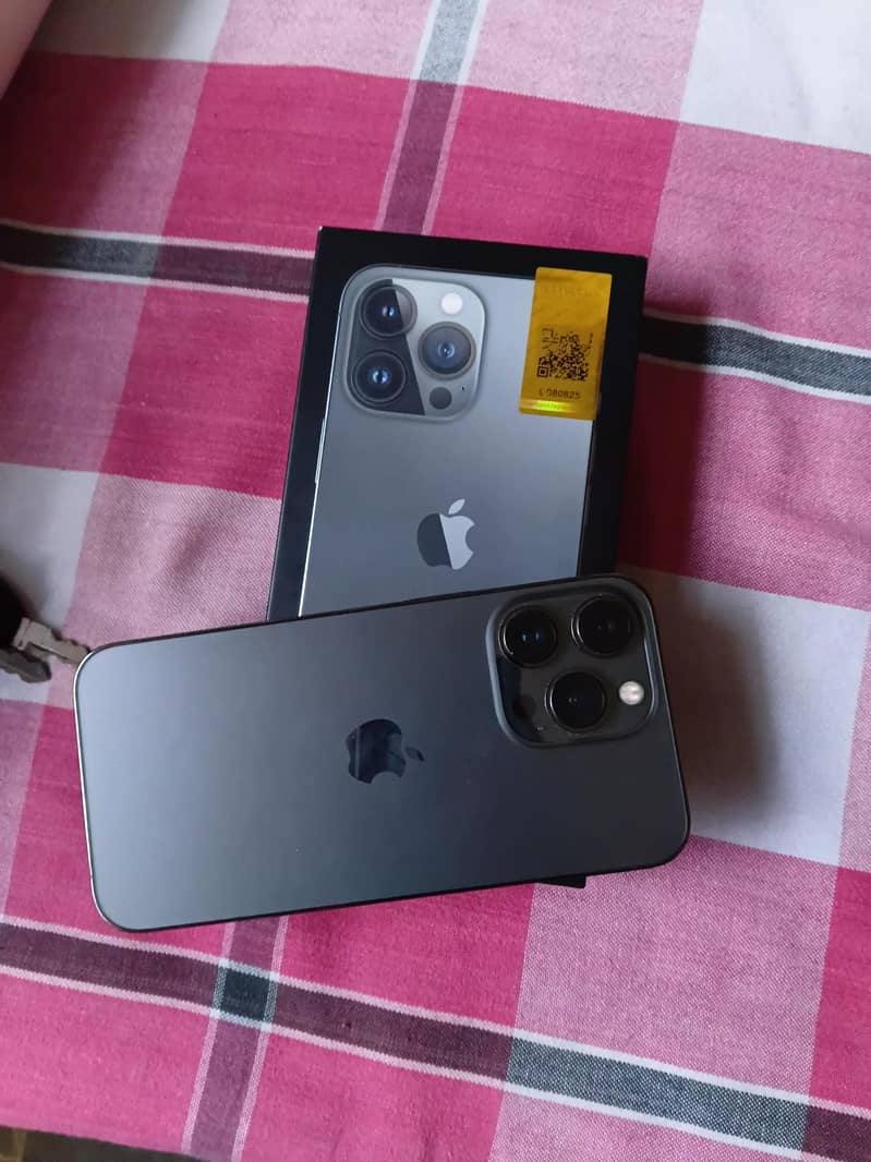 Apple iPhone 13 Pro 6