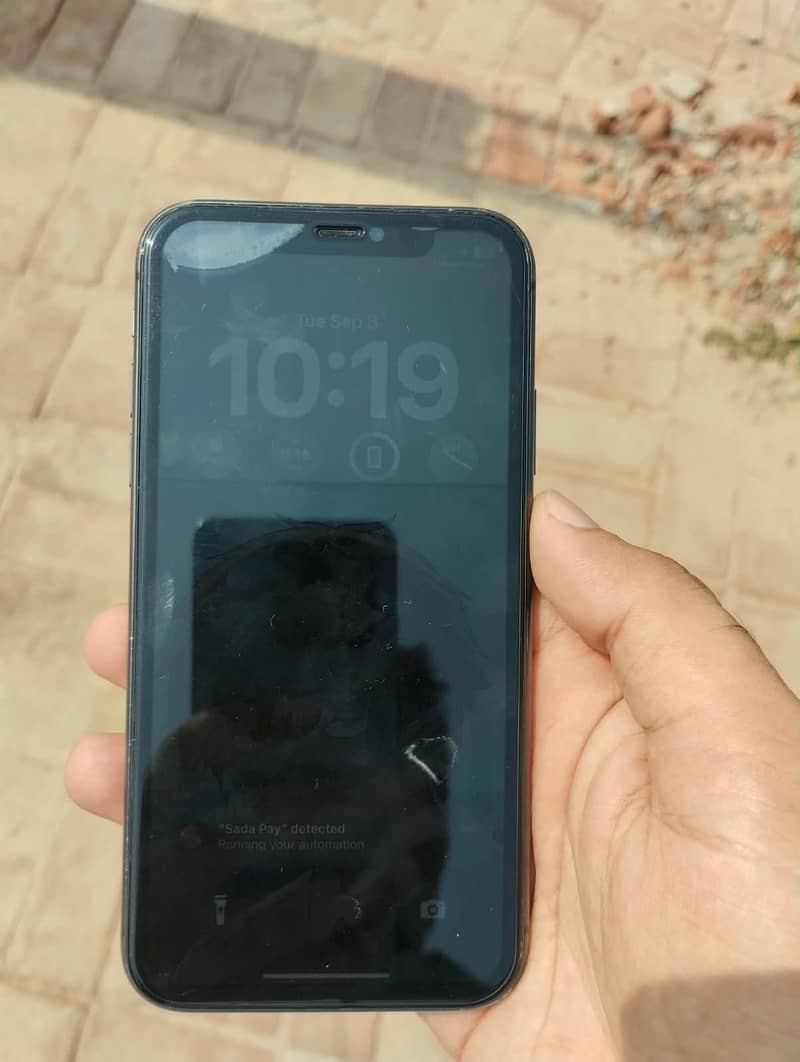 Apple iPhone 11 3