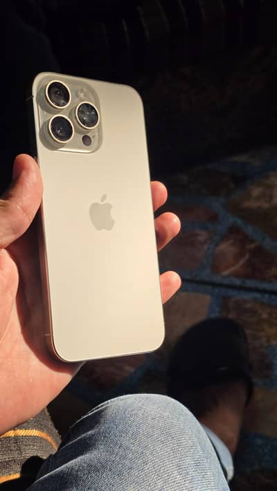Apple iPhone 15 Pro Max