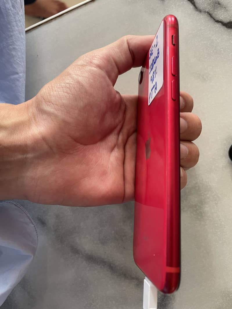 Apple iPhone SE 6
