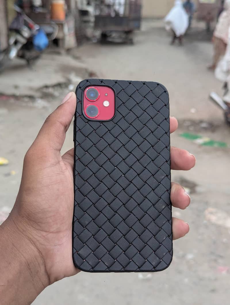 Apple iPhone 11 0