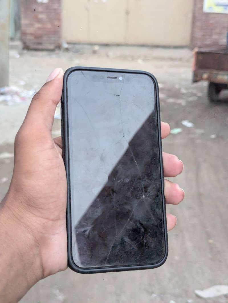 Apple iPhone 11 1