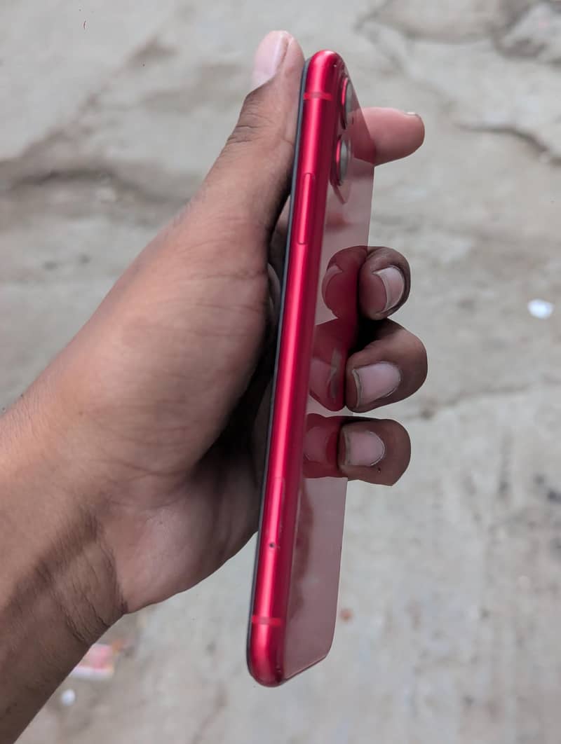 Apple iPhone 11 8