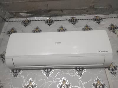 Haier 1 inverter AC (4 months used only)