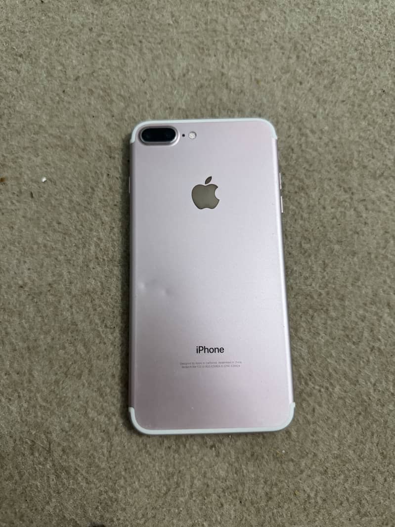 Apple iPhone 7 Plus 4
