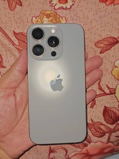 Apple iPhone 15 Pro