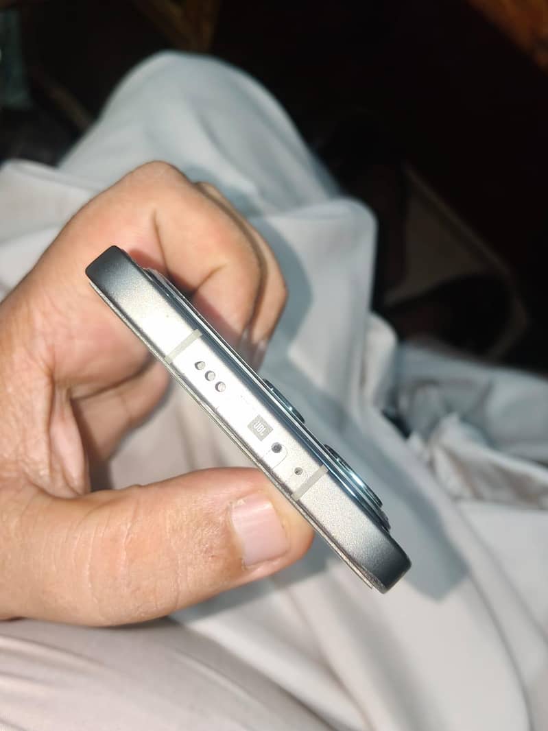 Infinix Note 60 4