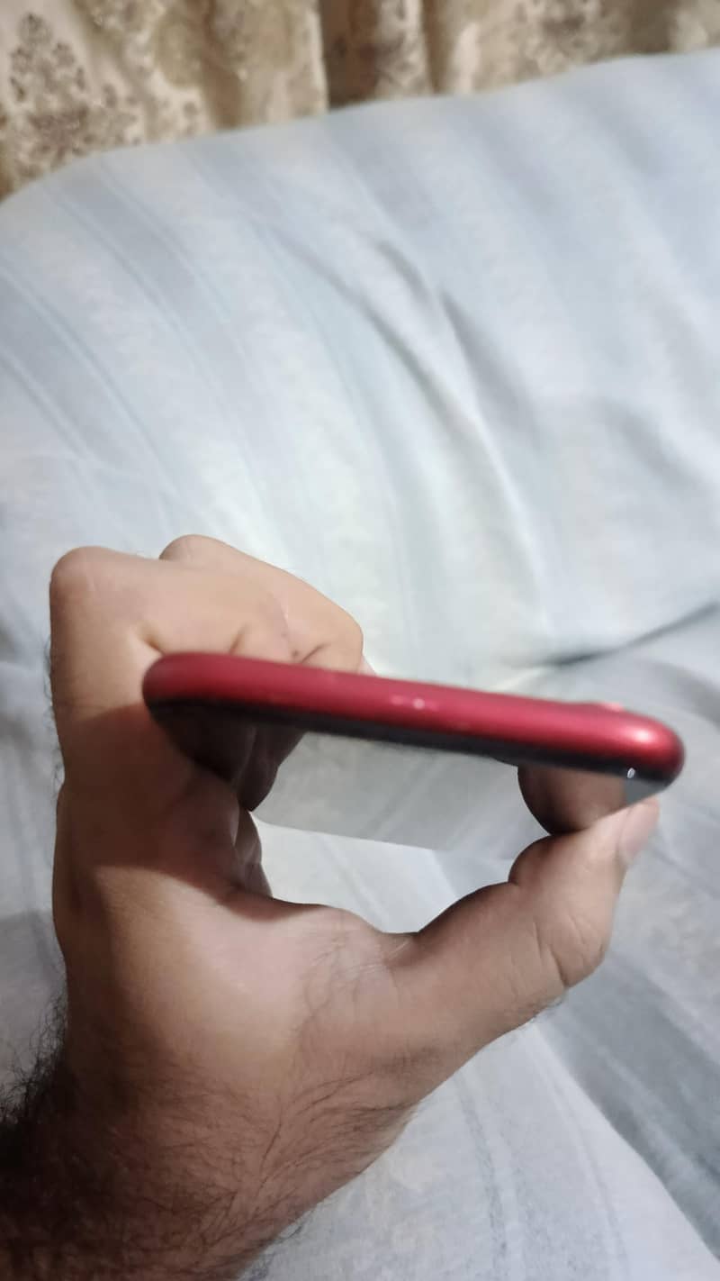 Apple iPhone XR 5