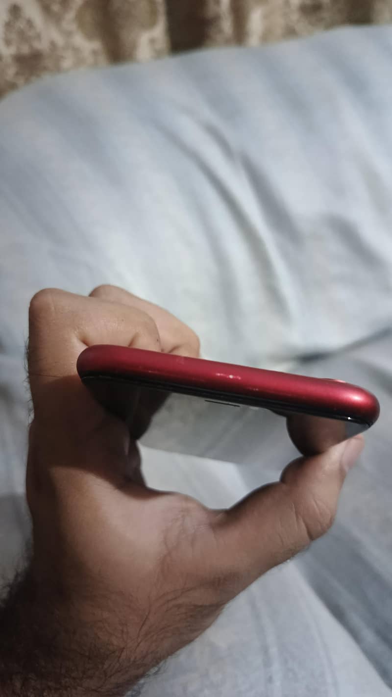 Apple iPhone XR 6
