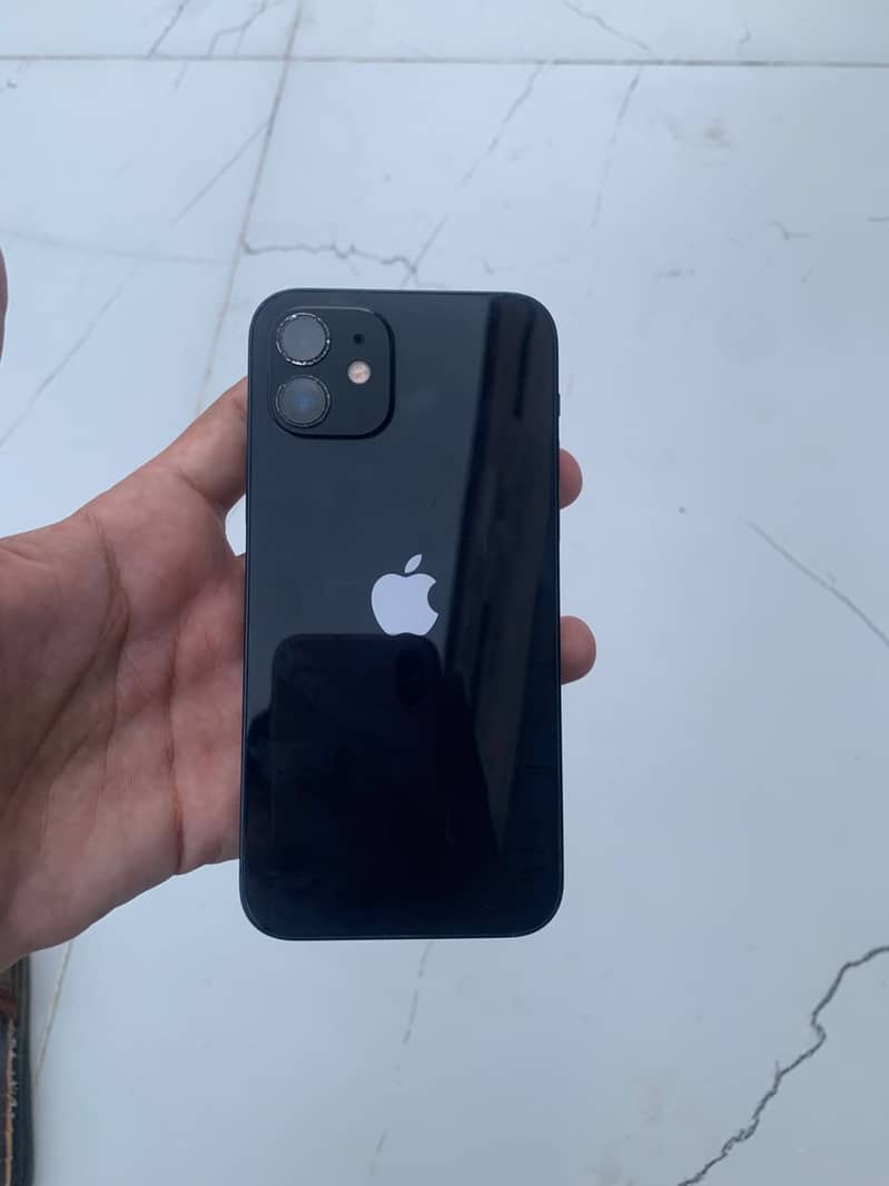 Apple iPhone 12 5
