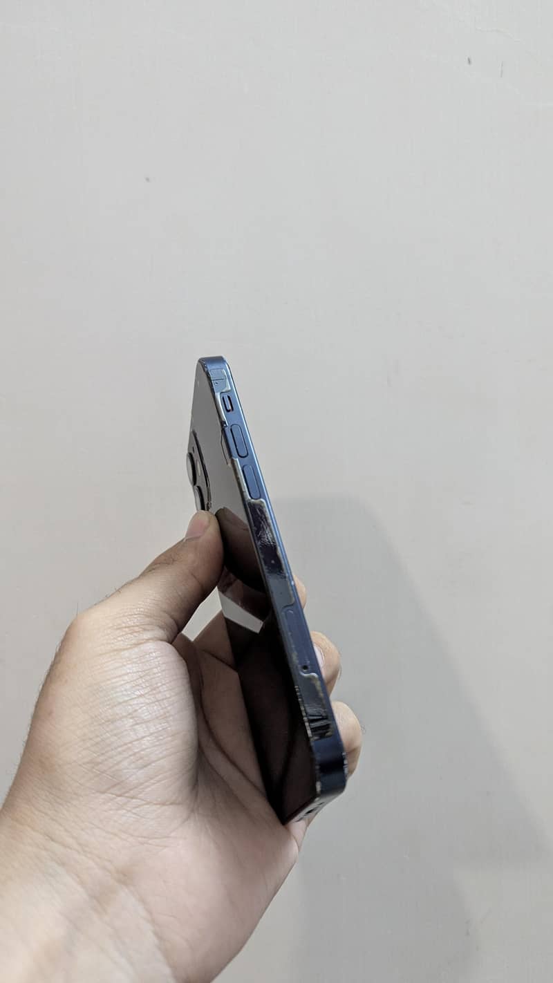 Apple iPhone 12 mini 2