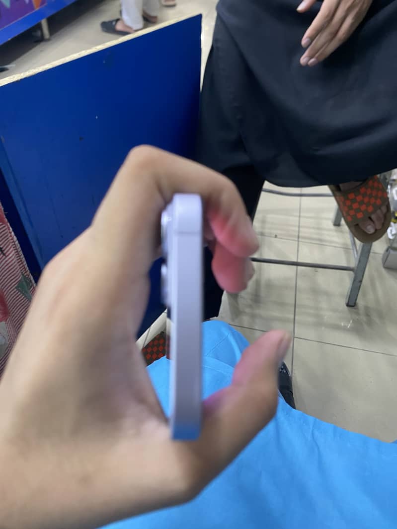 Apple iPhone 14 1