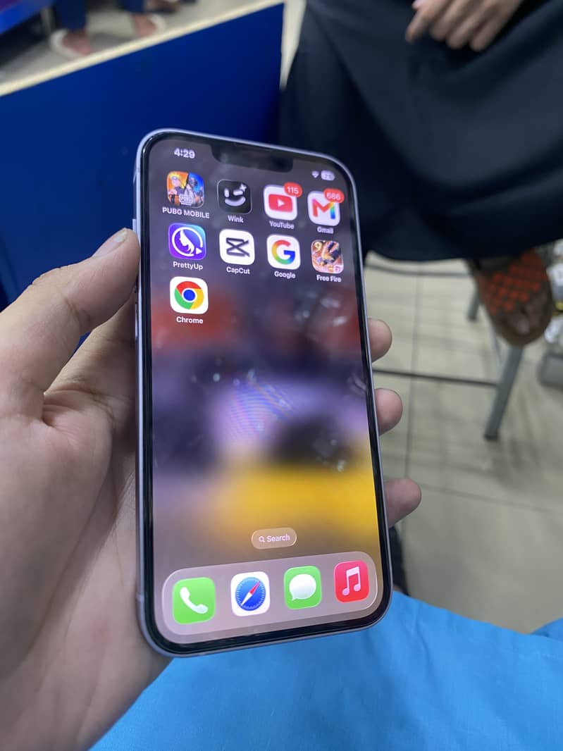 Apple iPhone 14 4