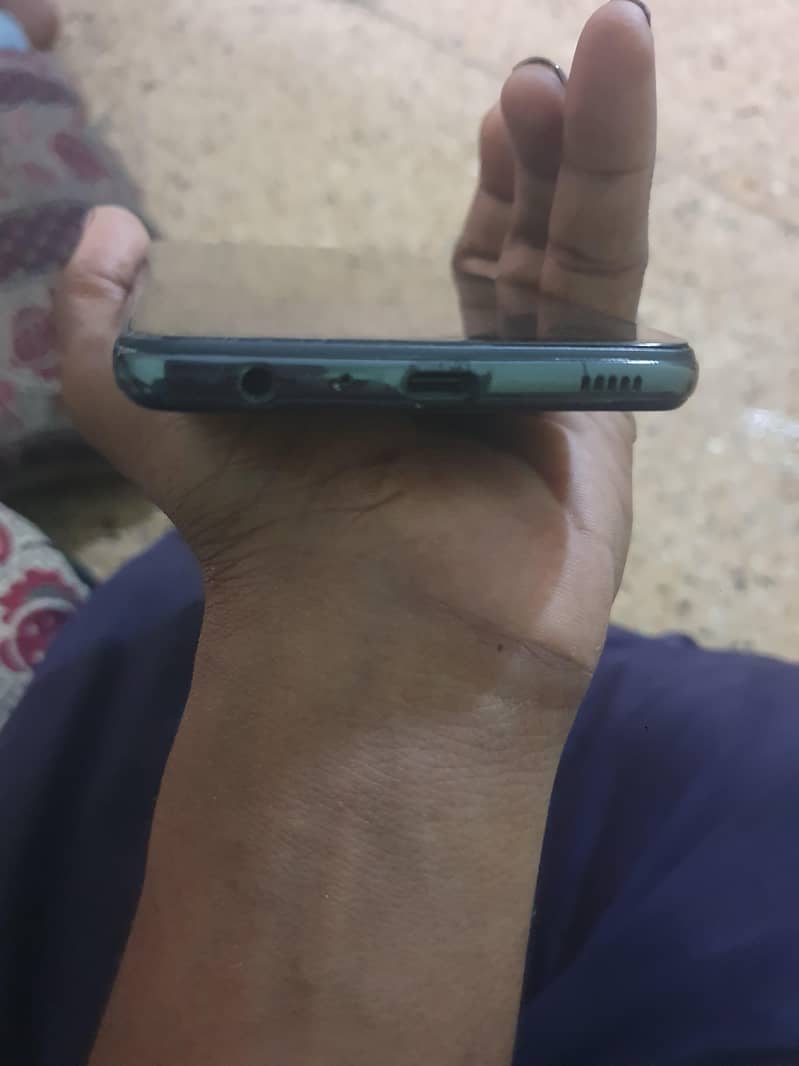 Samsung Mobile A52 3