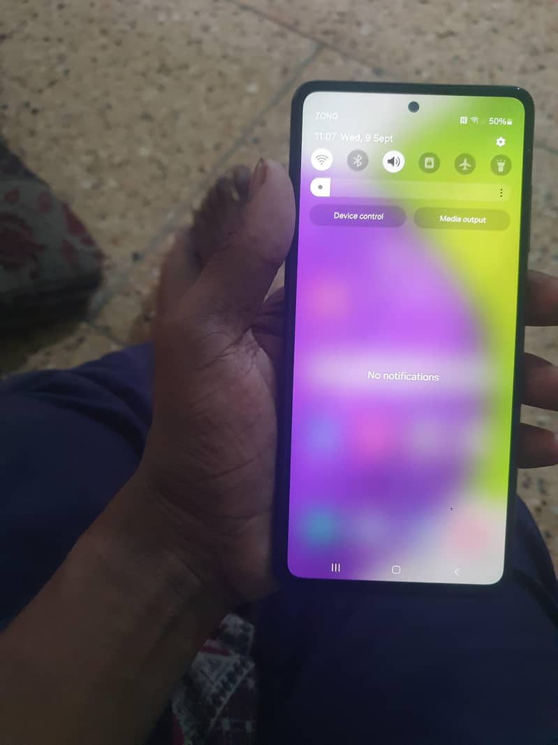 Samsung Mobile A52 9