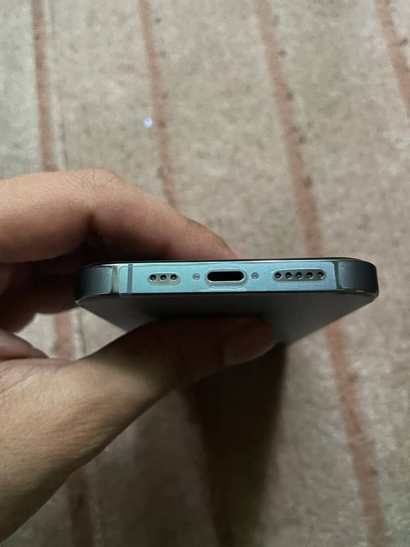 iPhone 13 Pro jv 2