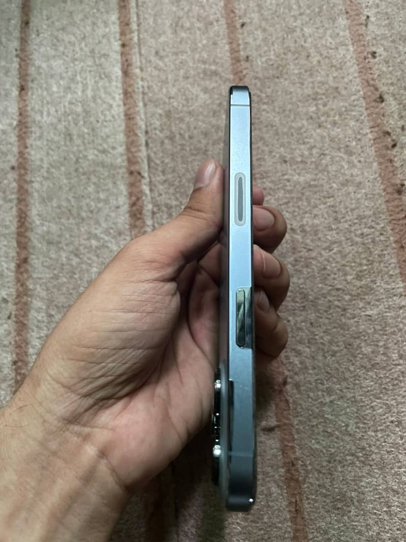 iPhone 13 Pro jv 4