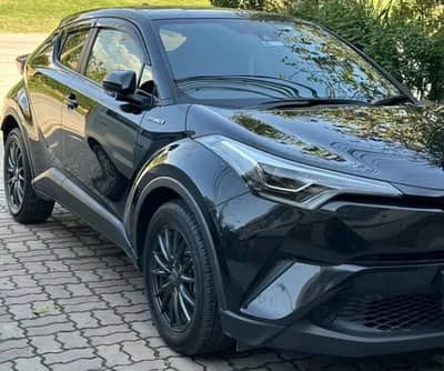 Toyota C-HR 2018 Just 25k Milage in Pakistan