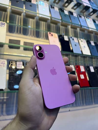 Apple iPhone 16