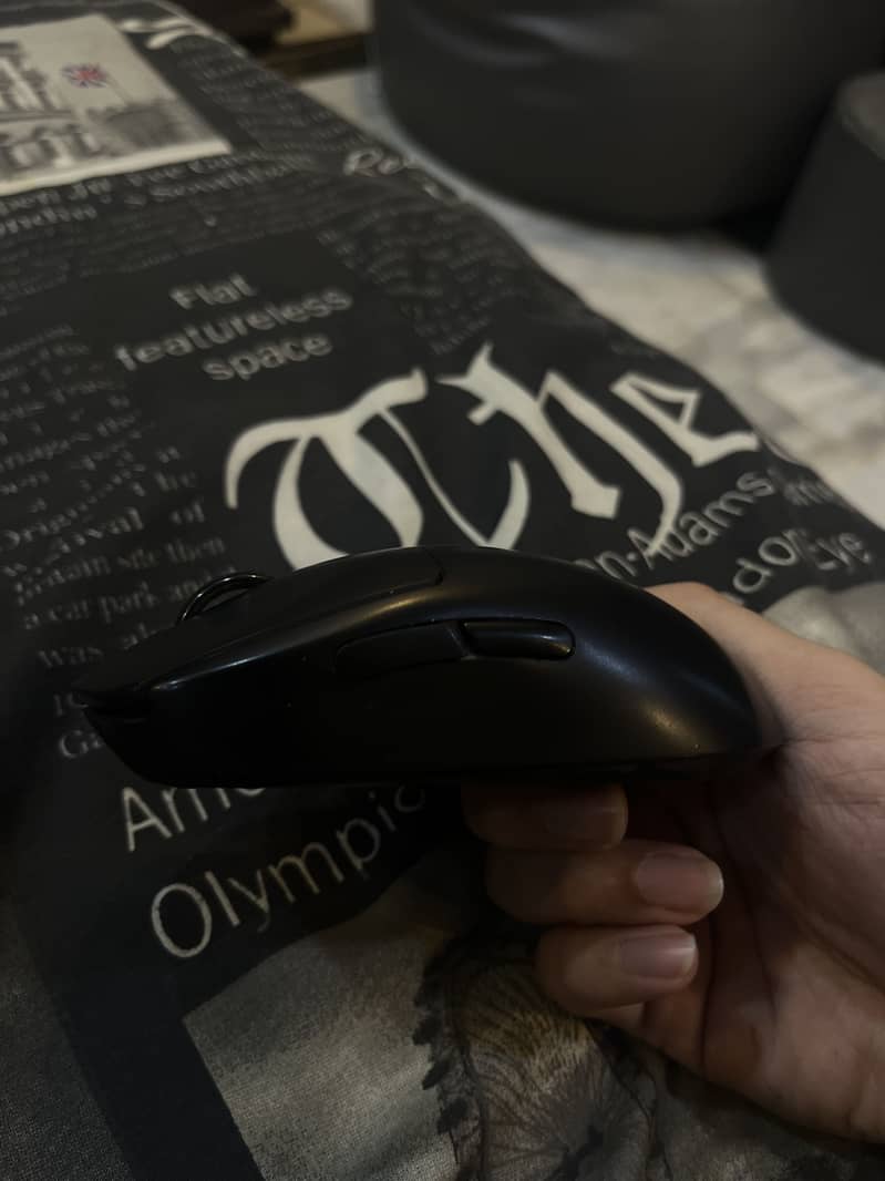 Logitech g pro wireless 1