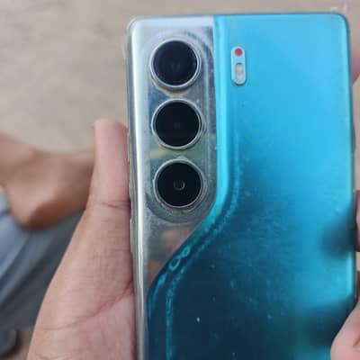 Tecno CAMON 40 Pro