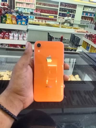 Apple iPhone XR