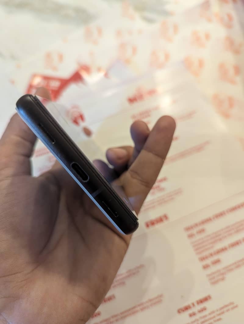 Google Pixel 6a 3