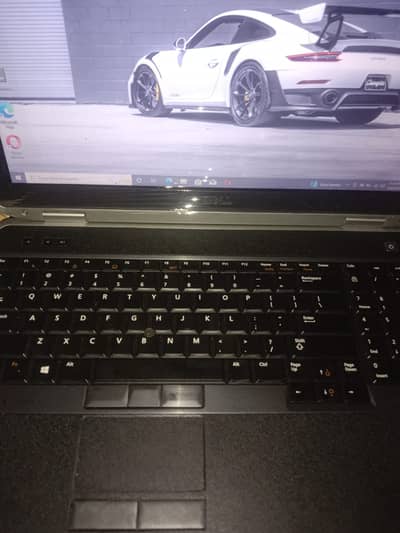 haed Dsak 500 gb; Ram 4gb
