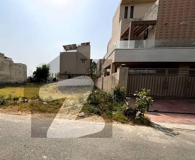 Next to CORNER Possession Plot No-1670 Block D - 5 Marla Plot On Top Location of Phase 9 Town DHA Lahore For Urgent Sale