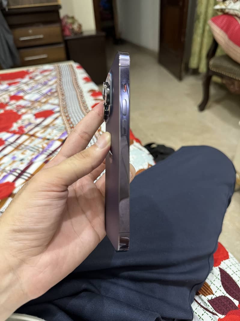 Apple iPhone 14 Pro 3