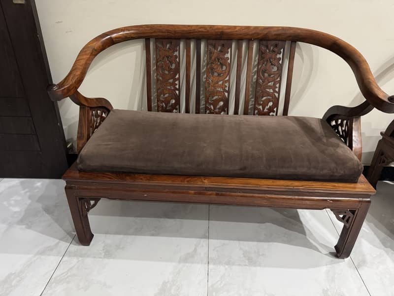 solid wood sofa 0