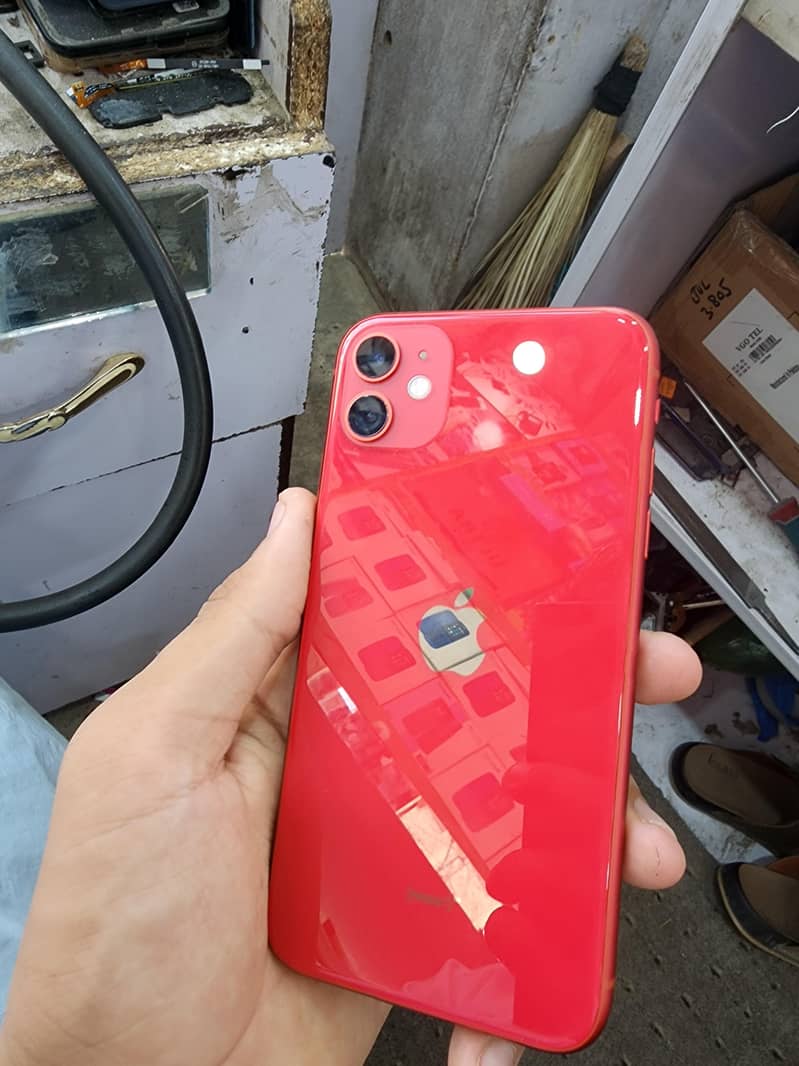 Apple iPhone 11 0