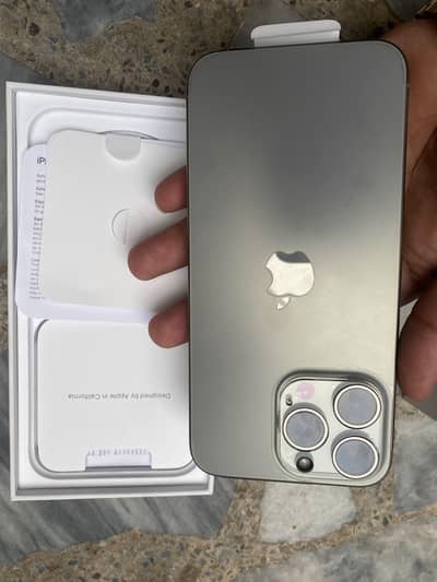 Apple iPhone 15 Pro Max