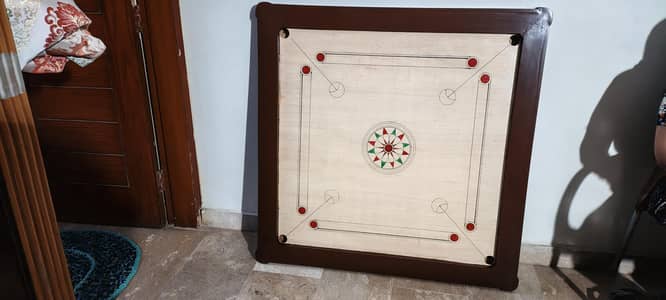 carrom board complete pieces striker condition 10 by 10