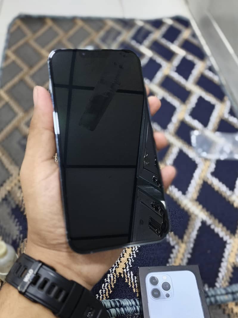 Apple iPhone 13 Pro Max 5