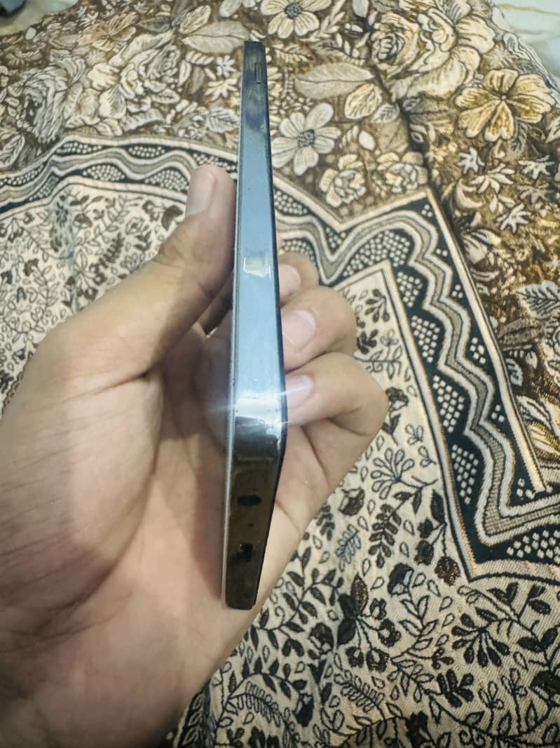 Tecno CAMON 20 2