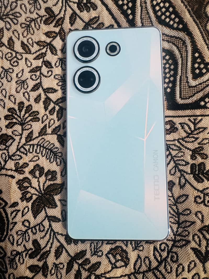 Tecno CAMON 20 3