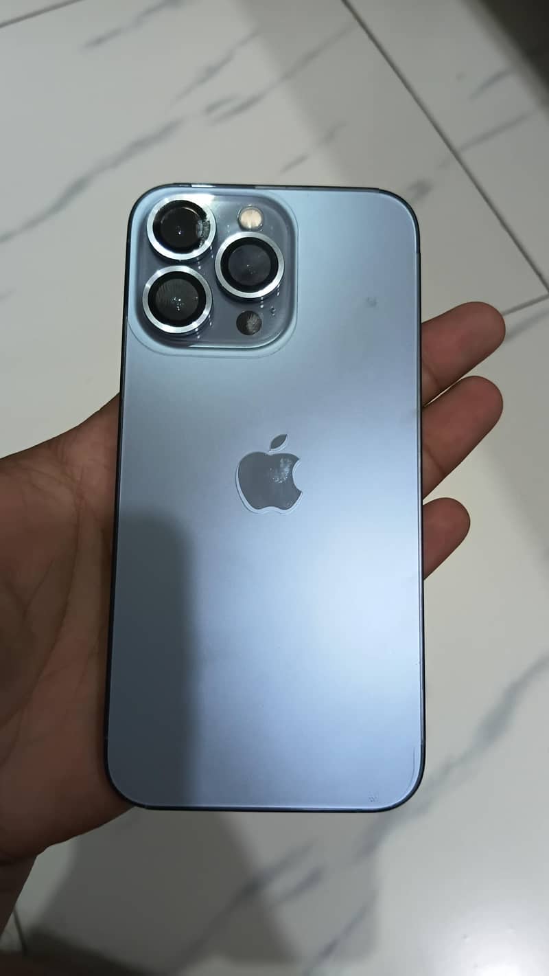 Apple iPhone 13 Pro 0