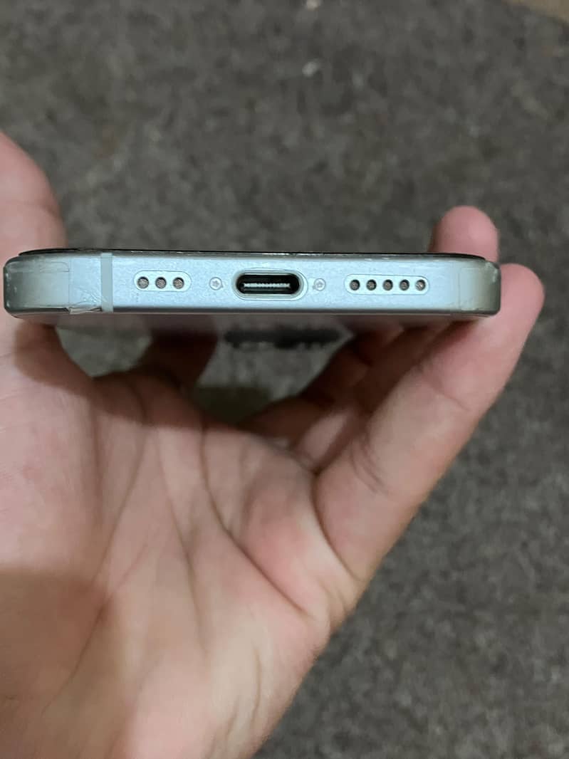 Apple iPhone 15 1