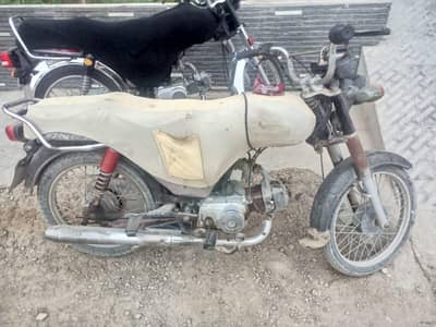 10 by 8 condition seld injen and head pack bike urjant sale