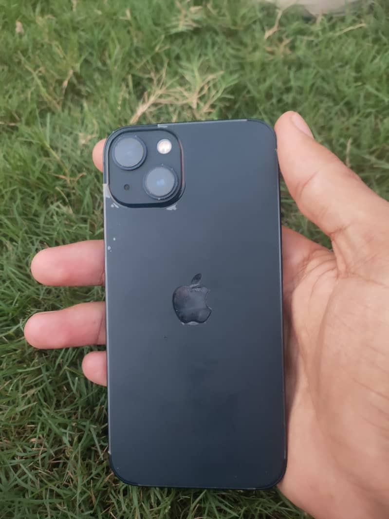 Apple iPhone 13 0