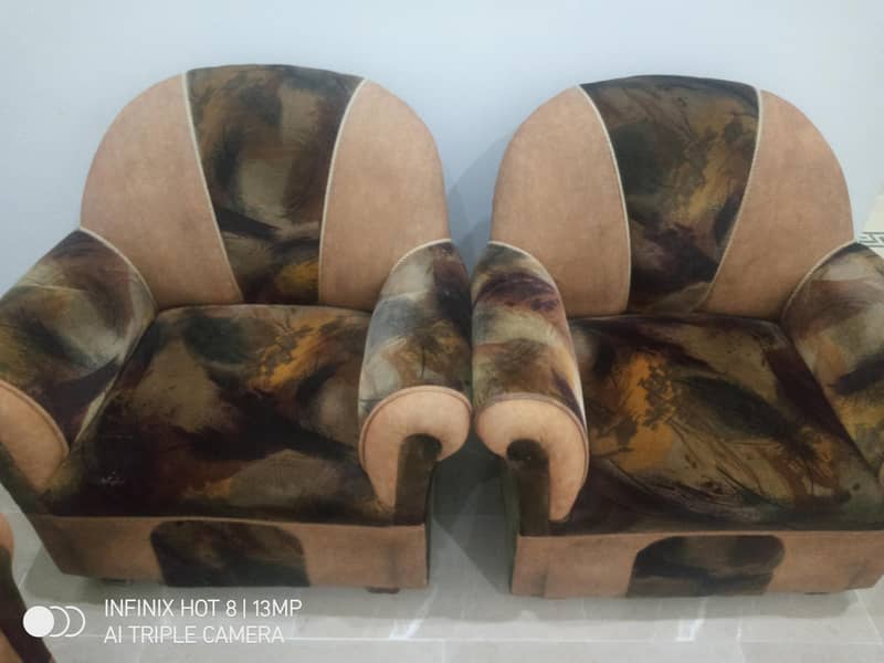 5 seater Sofa Set 0