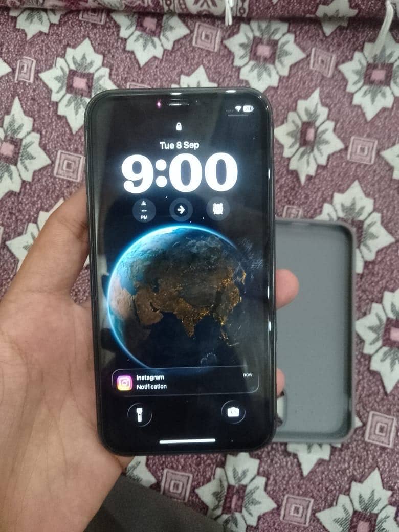Apple iPhone 11 6