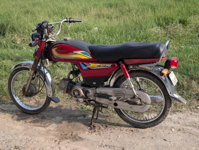 Honda CD70 Red color for sale