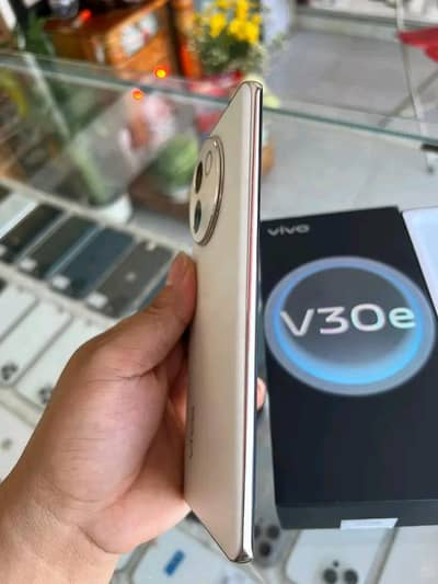 Vivo V30e 8Gb Ram 256 GB Memory Pta Approved. 0302=3991=485